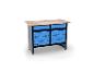 Werkbank mit blauen Schubladen und heller Holzplatte.