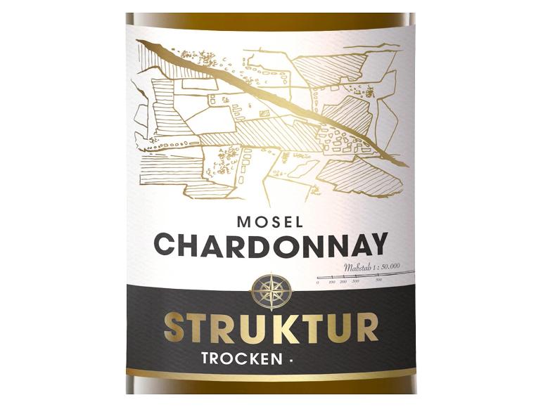 Mosel Chardonnay Weinetikett mit Kartenillustration und dem Text „Struktur Trocken“.