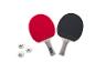 Zwei Crivit Tischtennisschläger, ein roter und ein schwarzer, mit drei weißen Bällen.