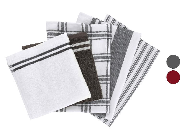 Set aus sechs Küchentüchern mit Karos und Streifen in Grau- und Brauntönen.