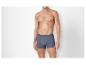 Dunkelgraue Herren-Boxershorts.