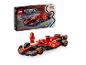 LEGO Speed Champions Ferrari SF-24 Set mit Rennwagen und Minifigur, zusammen mit der Box.