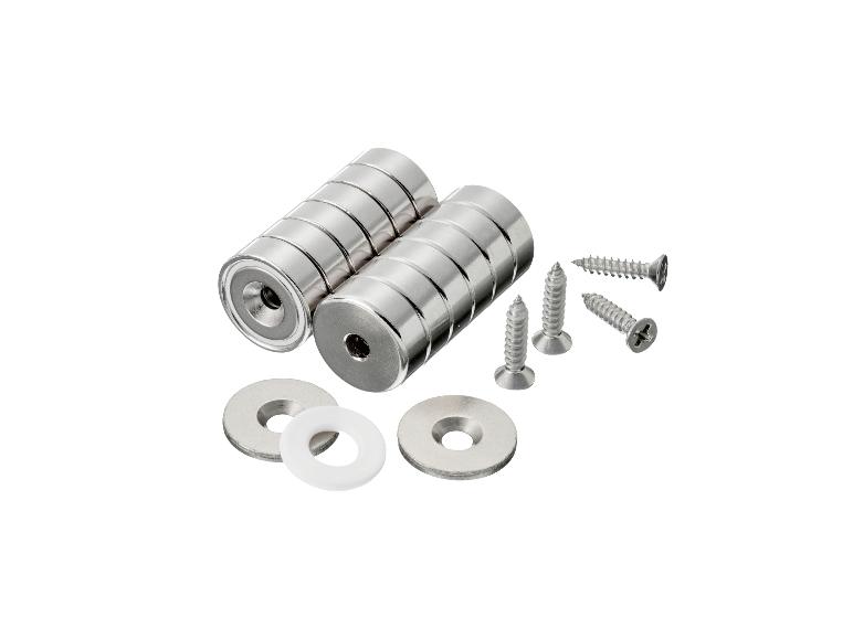 Neodym-Magnete mit Schrauben und Unterlegscheiben zur Befestigung.