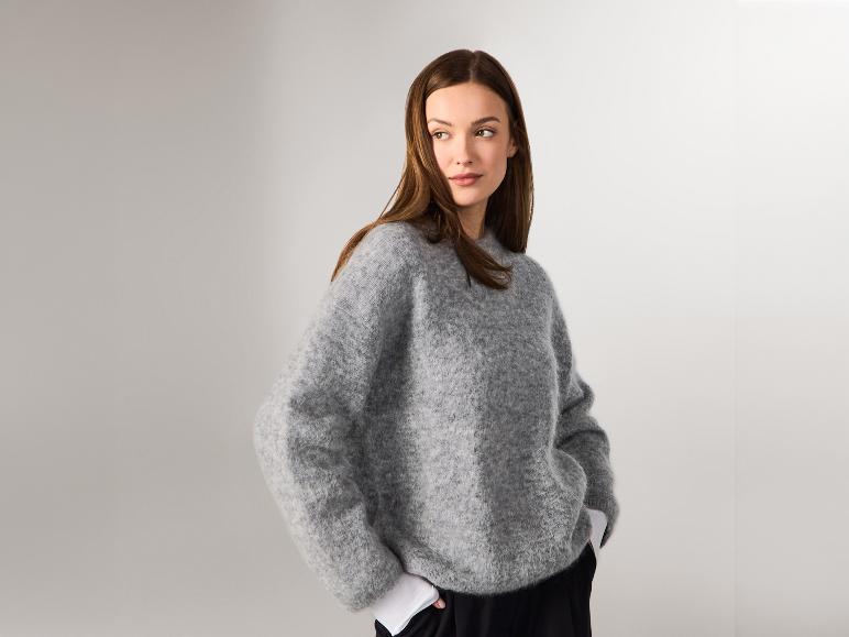 ESMARA® Damen Mohair-Mix-Premium-Pullover in Grau.