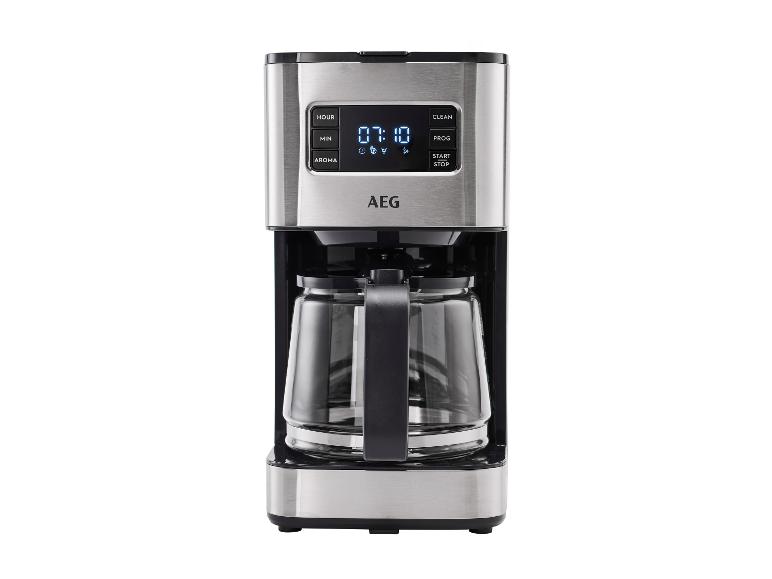 Kaffeemaschine aus Edelstahl mit Digitalanzeige und Glaskanne.