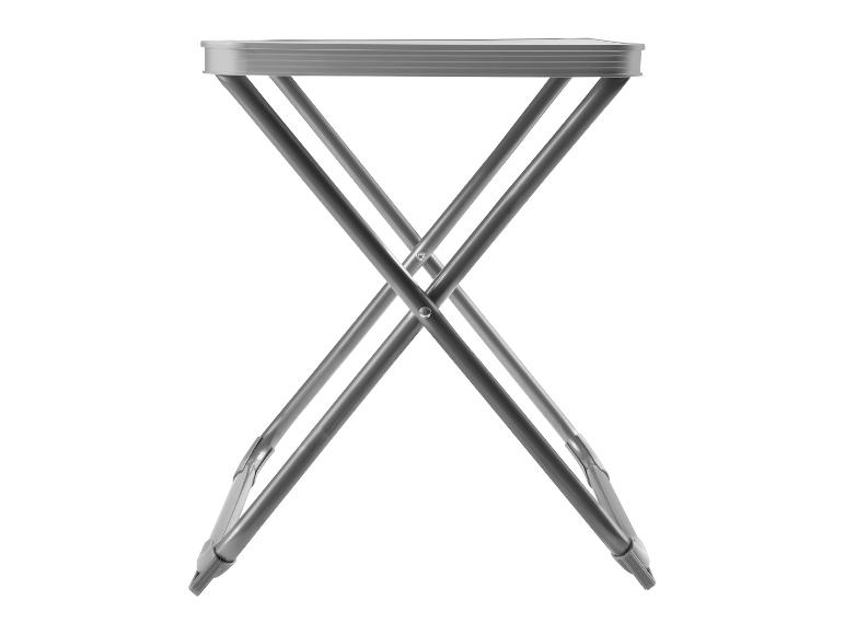 Grauer Metall-Klapptisch und -Klappstuhl.