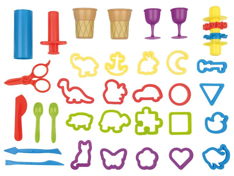 Spielset mit Förmchen und bunten Modellierwerkzeugen.
