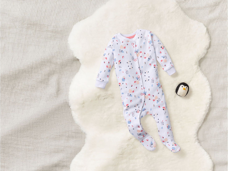 Gehe zu Vollbildansicht: lupilu® Baby Mädchen Schlafoverall aus reiner Bio-Baumwolle - Bild 11