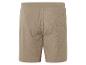 Beige Shorts aus Rippstrick.