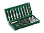 Bohrer- und Schrauberbit-Set in einem grünen Koffer, mit verschiedenen Größen und Typen.