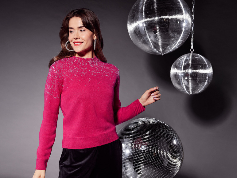 Gehe zu Vollbildansicht: esmara® Damen Pullover mit festlichem Glitzereffekt - Bild 8