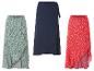 Drei Wickelröcke: einfarbig, gepunktet und mit Blumenmuster.