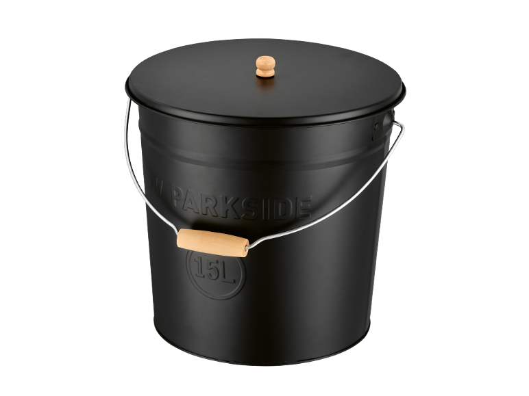 Schwarzer 15 L Ascheeimer mit Deckel und Holzgriff.