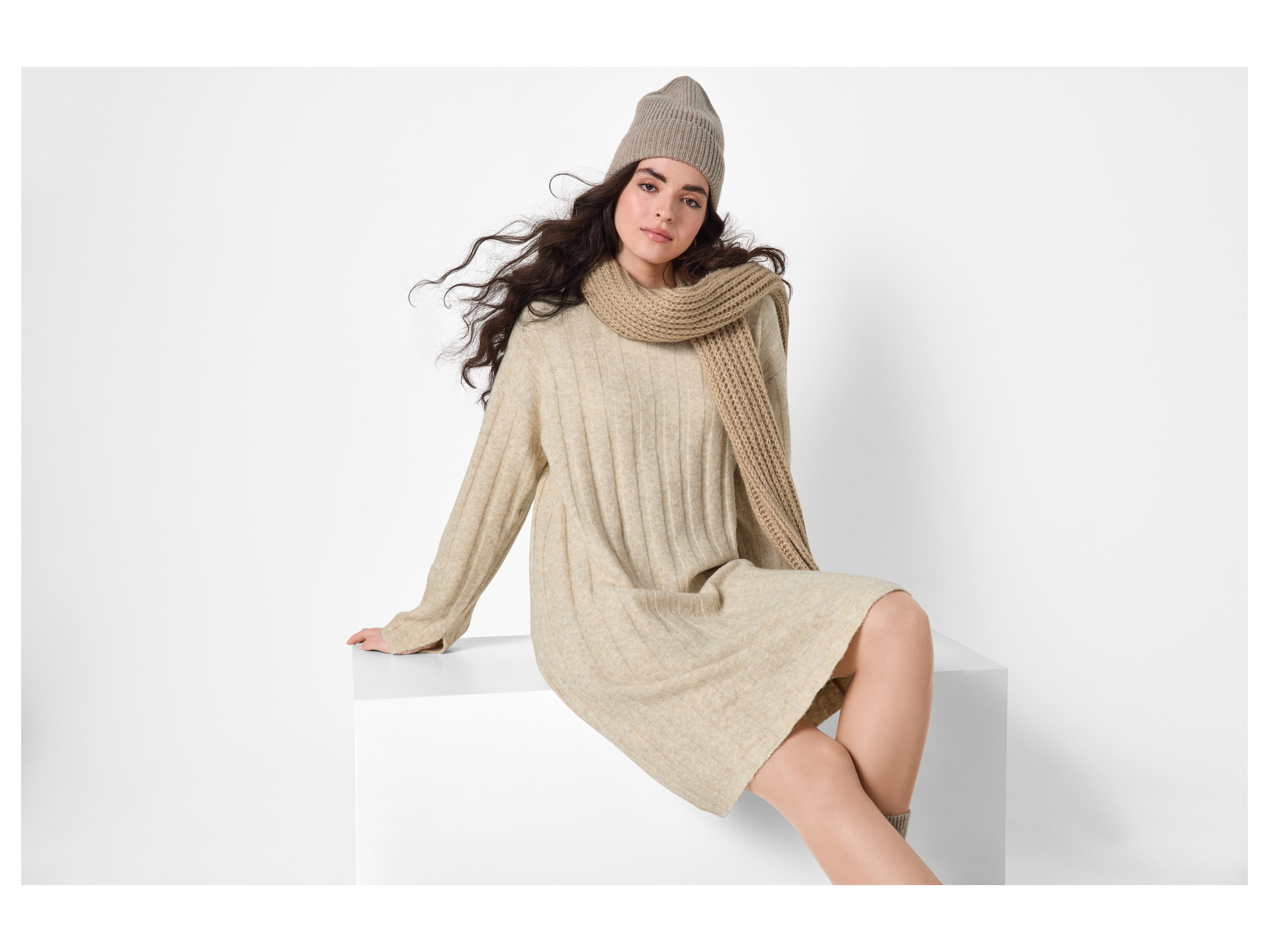 Thumbnail - esmara® Damen Strickkleid (Beige, S (36/38))