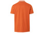 Ein orangefarbenes Poloshirt mit weißem Kragen.