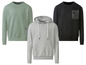 Drei Sweatshirts: ein grauer Hoodie, ein schwarzer Pullover mit Tasche und ein grüner Pullover mit Tasche.