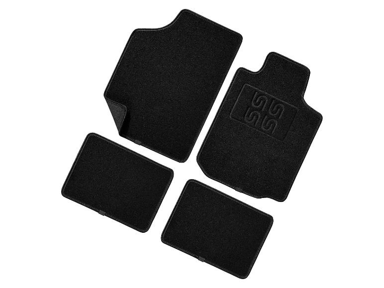 Schwarze Velours-Automatten.