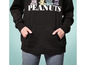 Ein schwarzer Hoodie mit Peanuts-Druck und einer Tasche.