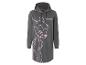 Ein graues Hoodie-Kleid mit Bambi-Druck.