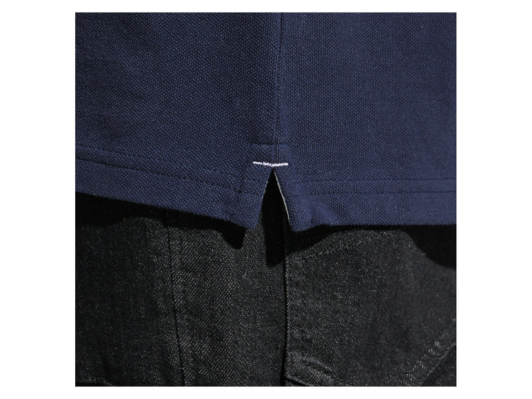 Gehe zu Vollbildansicht: LIVERGY® Herren Poloshirt, gerade geschnitten, mit kleinen Seitenschlitzen - Bild 4
