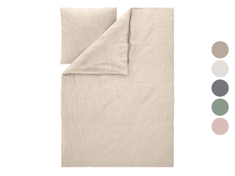Beige Leinen-Bettwäsche und Kissenbezug, mit Farboptionen rechts.