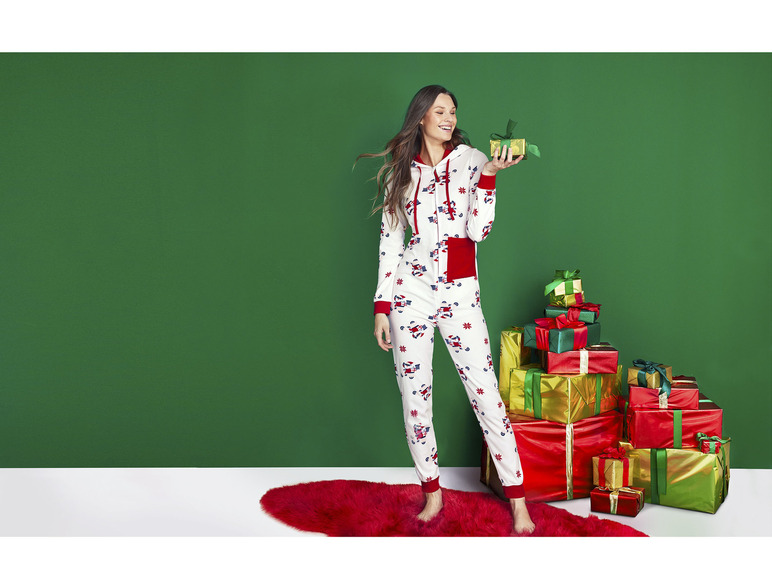 Gehe zu Vollbildansicht: esmara® Jumpsuit in weihnachtlichem Design - Bild 11