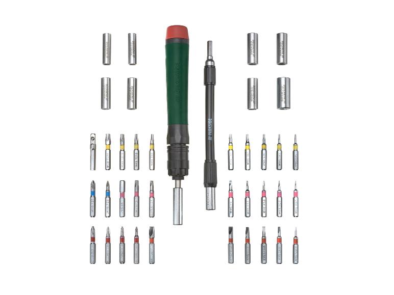 Ein Präzisionsschraubendreher-Set mit grünem und rotem Griff und verschiedenen Bits.