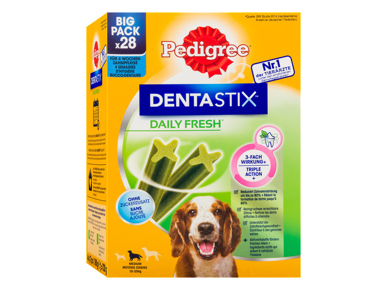 Gehe zu Vollbildansicht: Pedigree Denta Stix Daily Fresh - 28 Stück - Für mittelgroße Hunde 10 - 25 kg - Bild 1