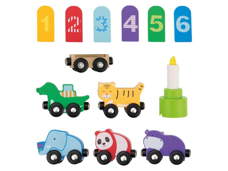 Holzspielzeug mit Zahlentafeln, einem Waggon und Tierfiguren: Krokodil, Tiger, Elefant, Panda und Nilpferd.