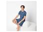 Junge in kurzärmeligem Pyjama und Shorts in Dunkelblau mit Boots-Print