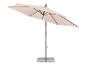 Beige Sonnenschirm mit grauem Metallständer.