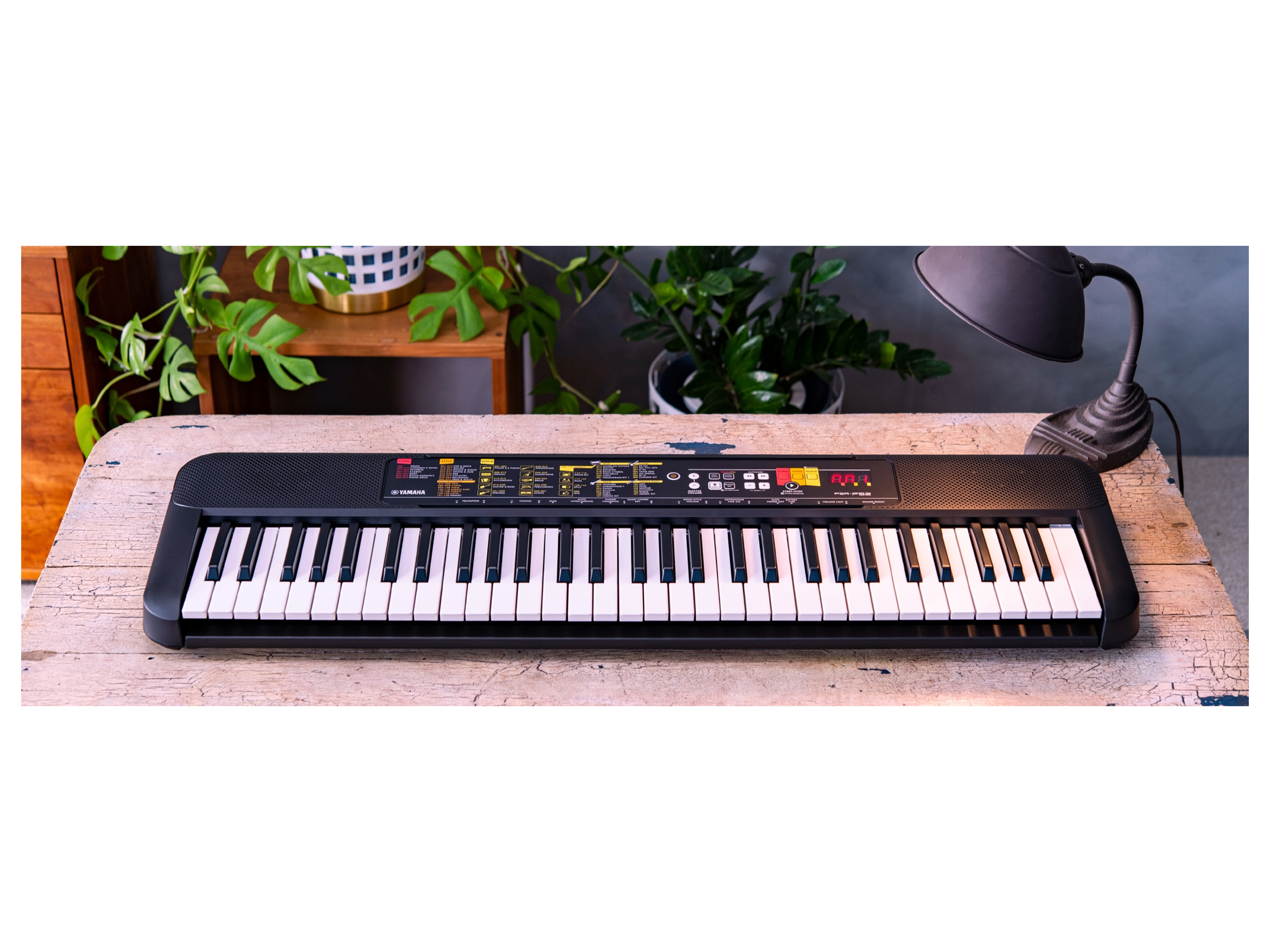 Thumbnail - YAMAHA Keyboard »PSR-F52«