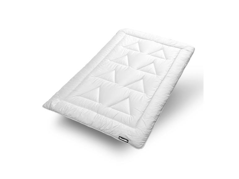 Weißer gesteppter Dunlopillo Matratzentopper mit geometrischem Muster