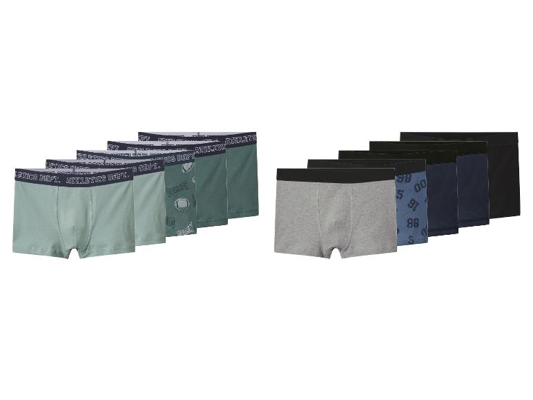 Set Herren-Boxershorts in Grün-, Grau- und Blautönen, mit verschiedenen Mustern.