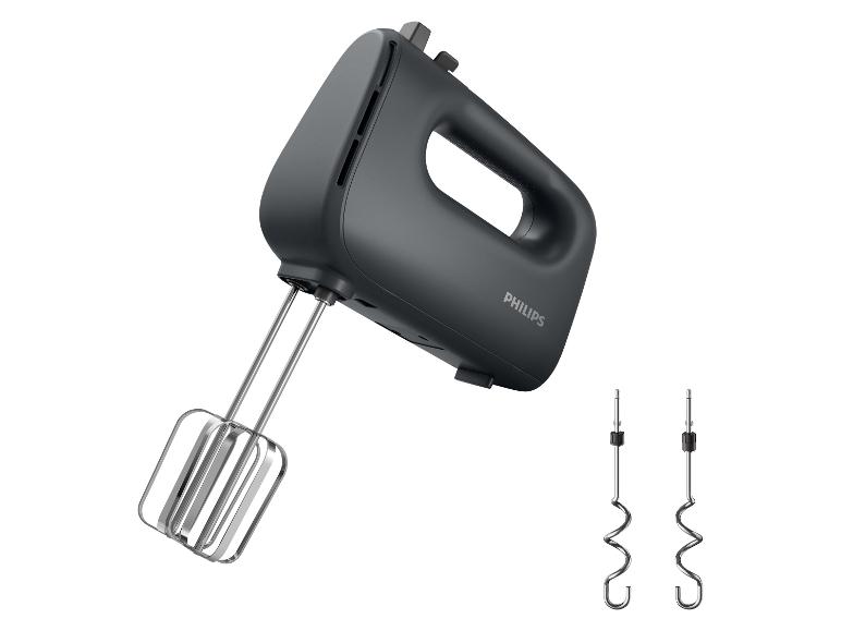 Schwarzer Handmixer mit Schneebesen und Knethaken auf weißem Hintergrund.