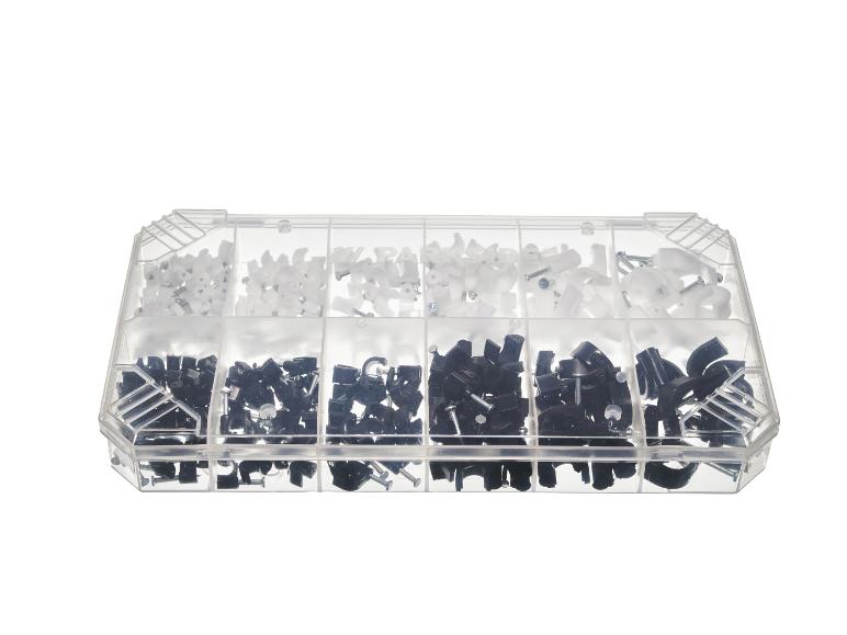 Kabelschellen-Sortiment: weiße und schwarze Befestigungselemente.