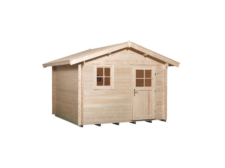 Helles Gartenhaus aus Holz mit Fenster und Tür, auf weißem Hintergrund.