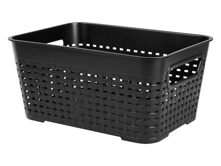 Schwarzer geflochtener Plastikkorb mit Griffen