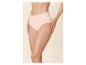 Frau in hautfarbenem High-Waist-Slip, seitlich posierend.