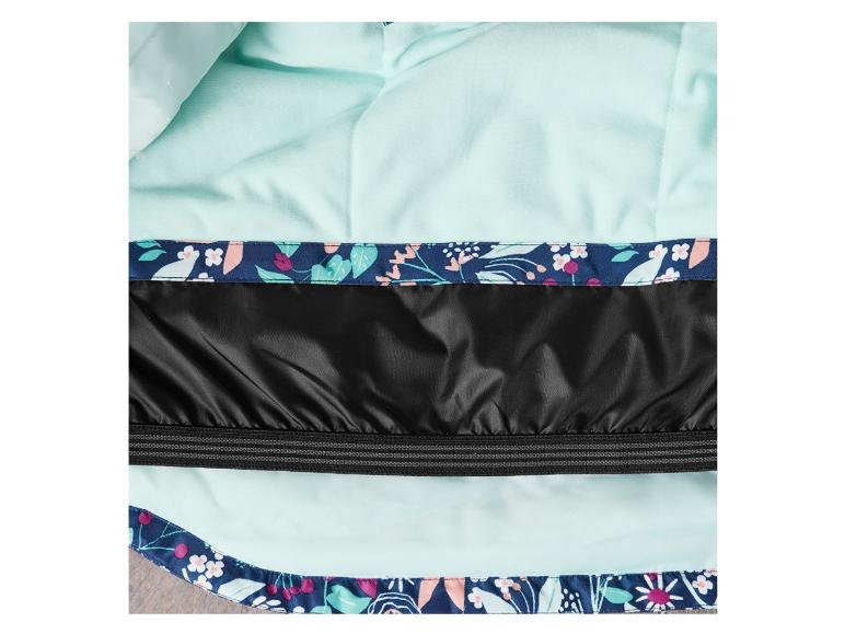 Futter einer Jacke mit Blumenmuster.