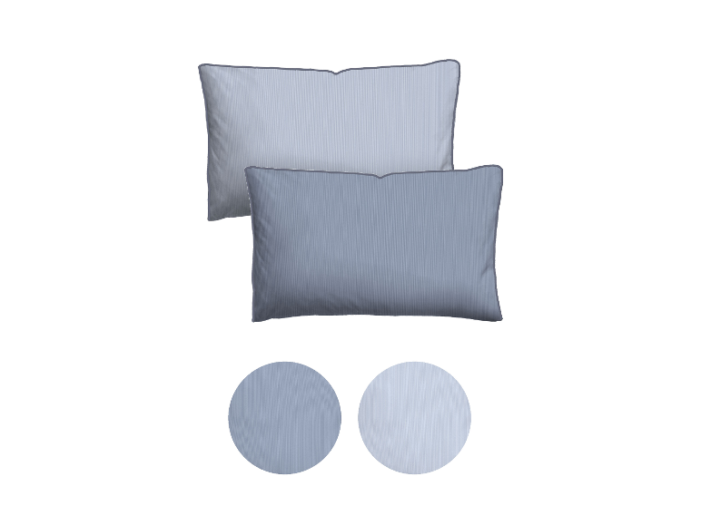 Zwei blaue gestreifte Kissen, in hellen und dunklen Farbtönen.