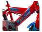 Ein rotes Spider-Man Kinderfahrrad mit blauen Schutzblechen.