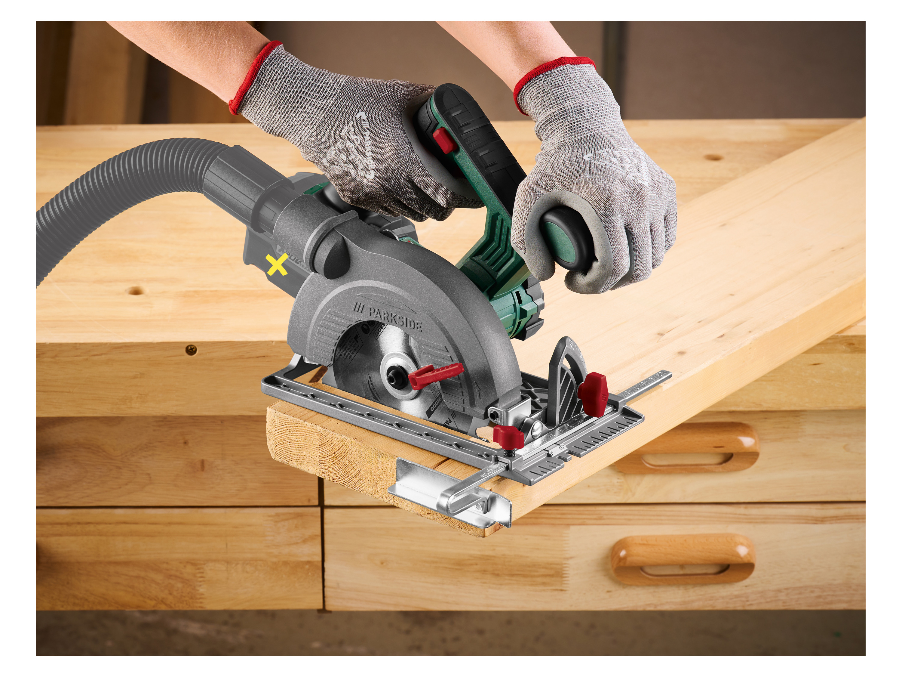 Thumbnail - PARKSIDE® 20 V / Akku-Handkreissäge »PHKSA 20-Li C4«, ohne Akku und Ladegerät ""