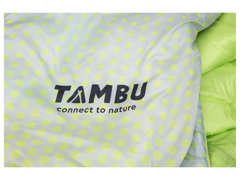 Eine grüne Jacke mit weißen Punkten und dem Logo von Tambu.