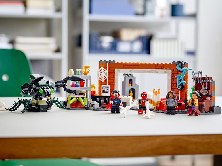 Gehe zu Vollbildansicht: LEGO® Marvel Super Heroes 76185 »Spider-Man in der Sanctum Werkstatt« - Bild 6