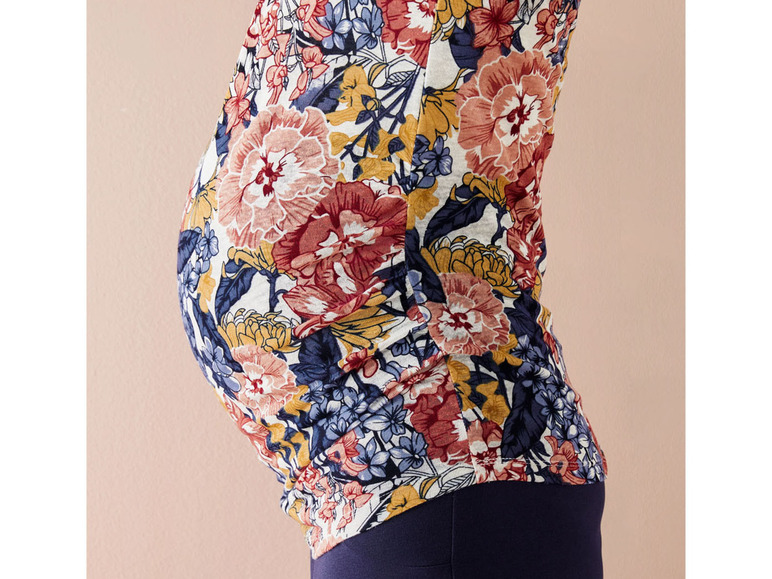 Gehe zu Vollbildansicht: esmara® Damen Umstands-T-Shirt, mit seitlicher Raffung für den wachsenden Babybauch - Bild 5