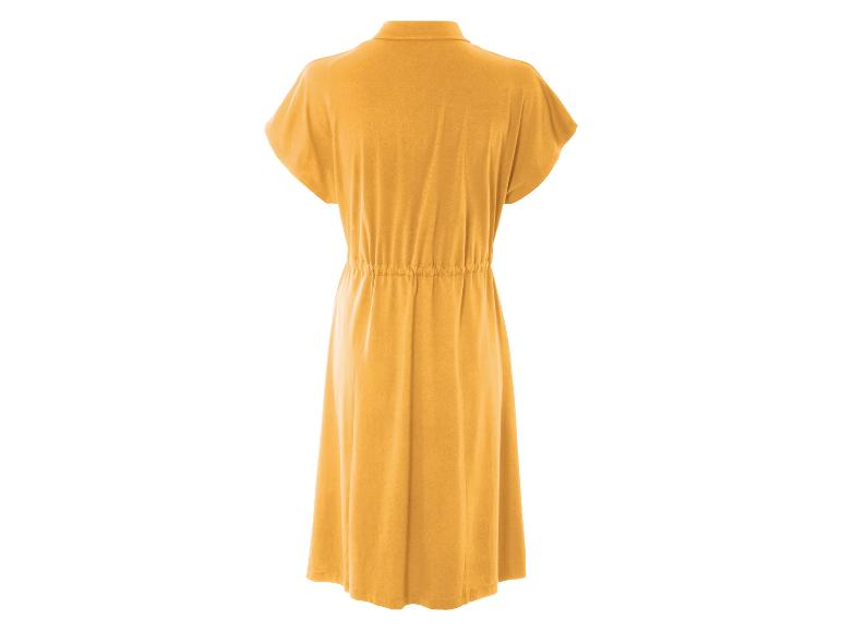 Ein gelbes Kleid mit kurzen Ärmeln.
