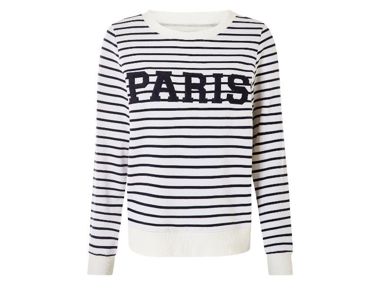 Ein weiß-gestreiftes Langarmshirt mit dem Schriftzug 'PARIS'.