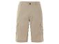 Beige Cargo-Shorts.