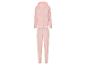 Ein rosa Jogginganzug mit Kapuze